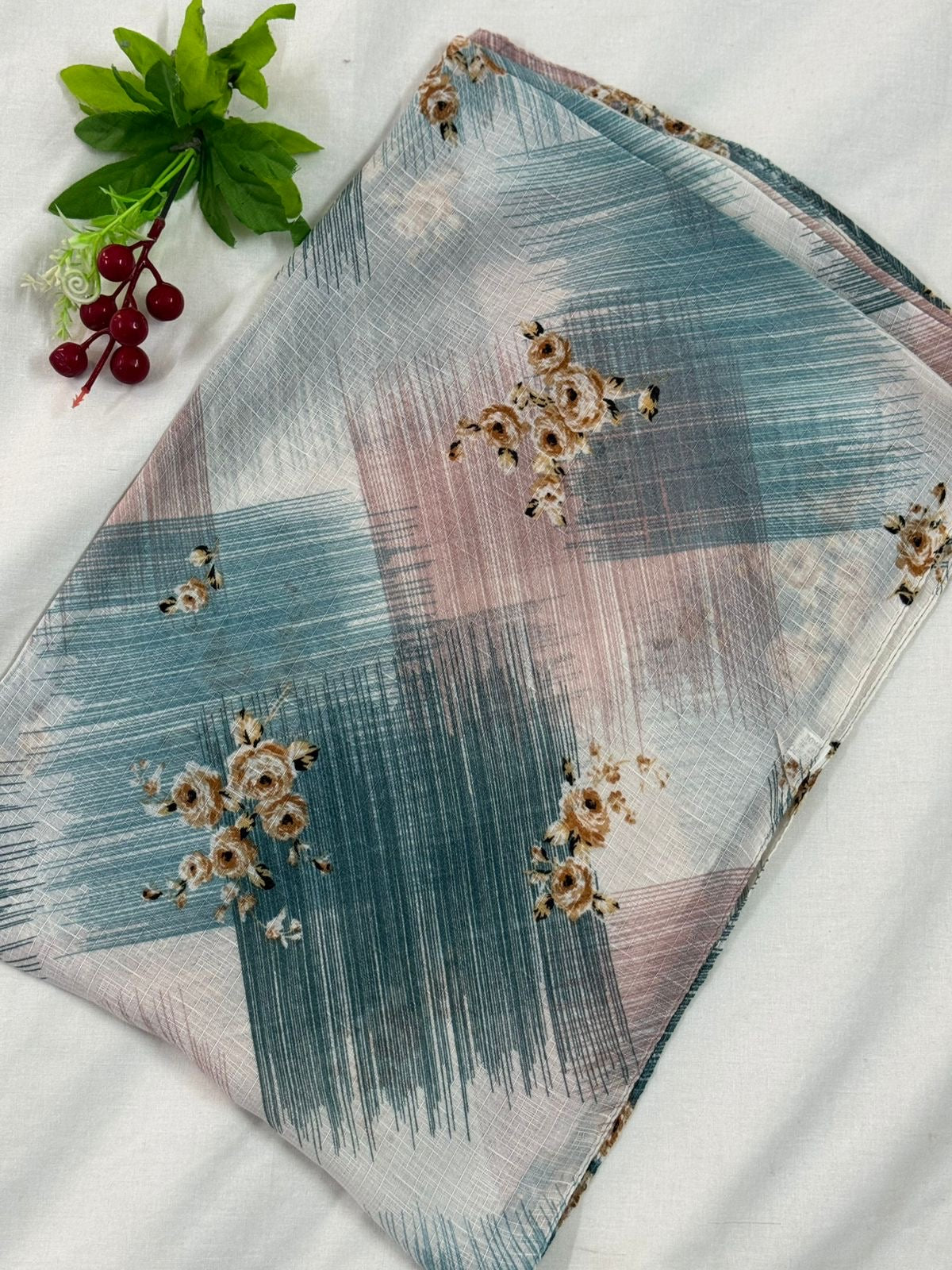 Elite Lawn Viscos Printed - Flora FL2