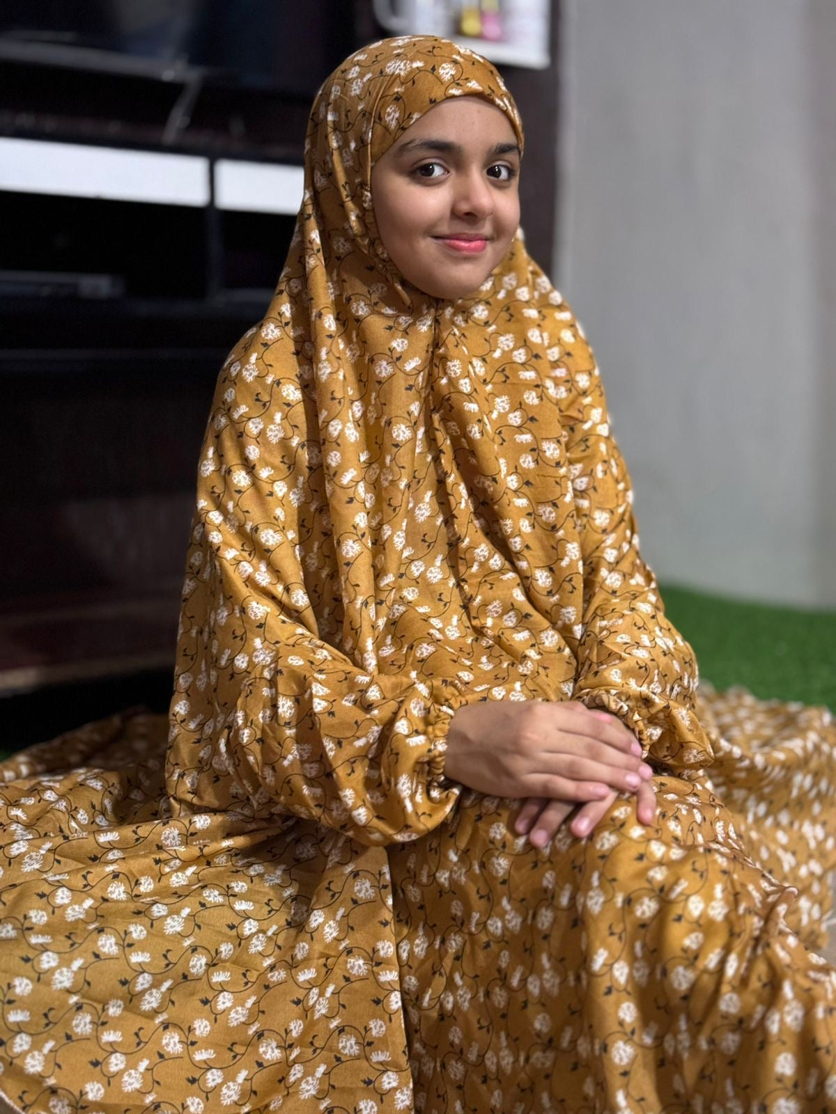 KIDS NAMAZ CHADDAR WITH FULL SLEEVES - FRENCH BEIGE VINCA FLORA 12 to 14 Years