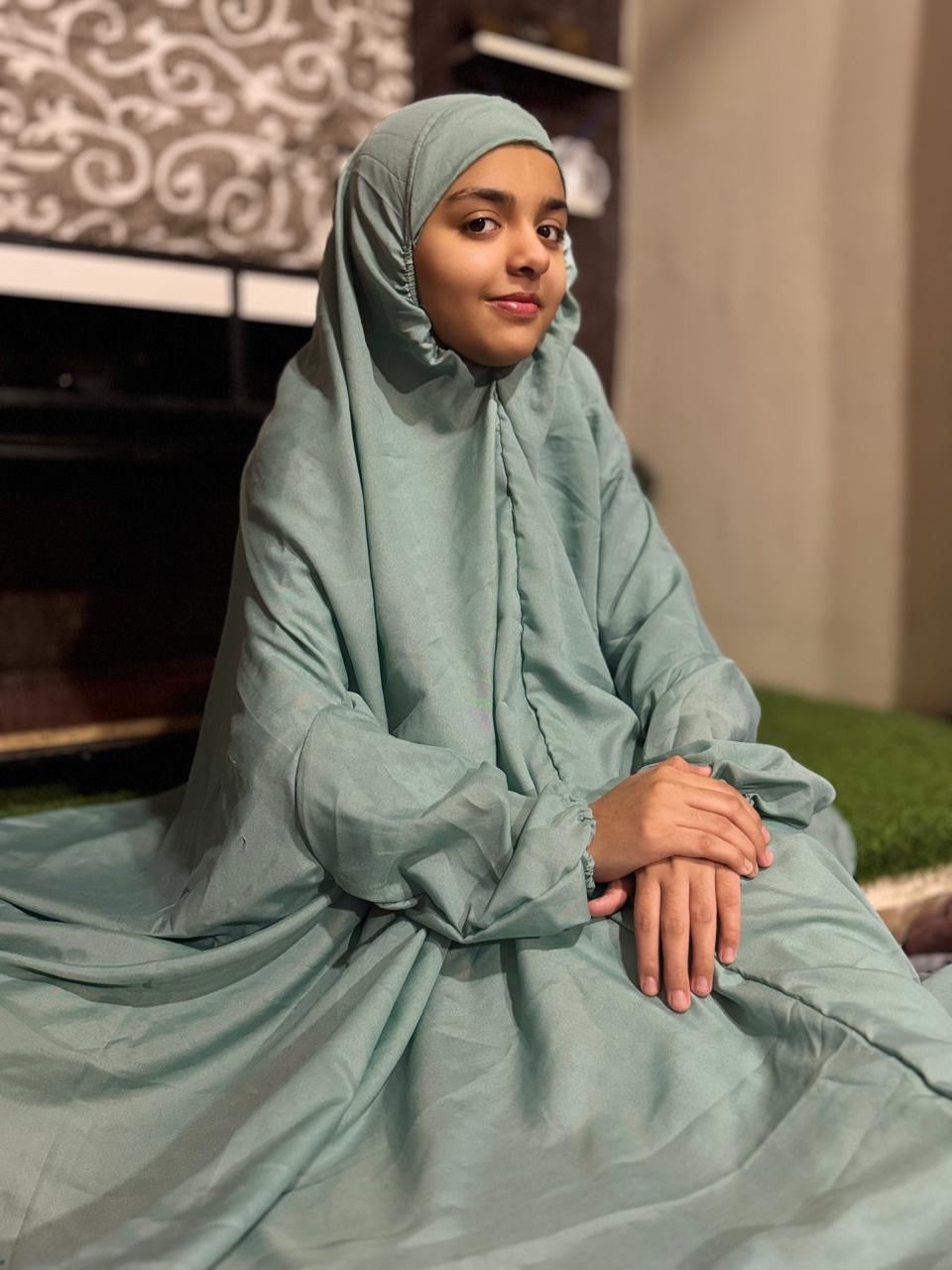 KIDS NAMAZ CHADDAR WITH FULL SLEEVES - PLAIN SOFT GREEN 12 to 14 Years