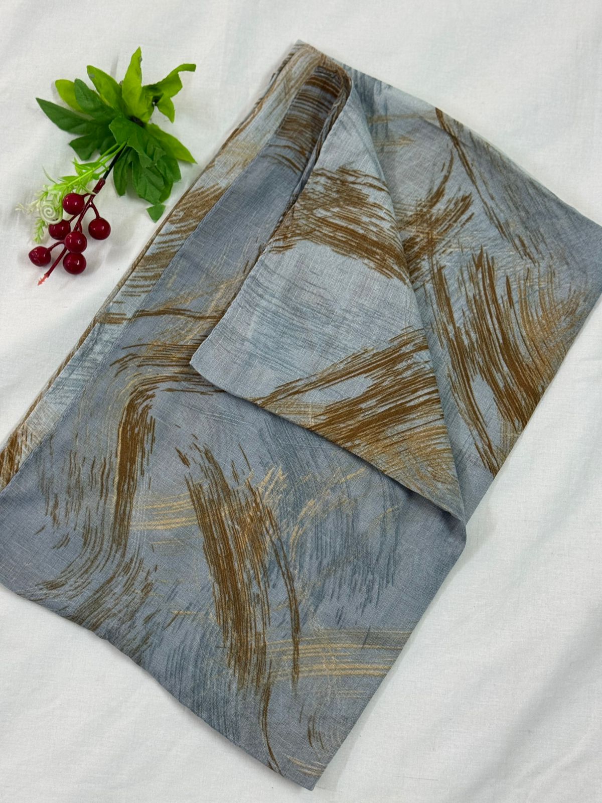 Elite Lawn Viscos Printed - Random Mark RM10