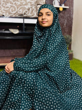 KIDS NAMAZ CHADDAR WITH FULL SLEEVES - ZOYA GREEN 8 to 11 Years