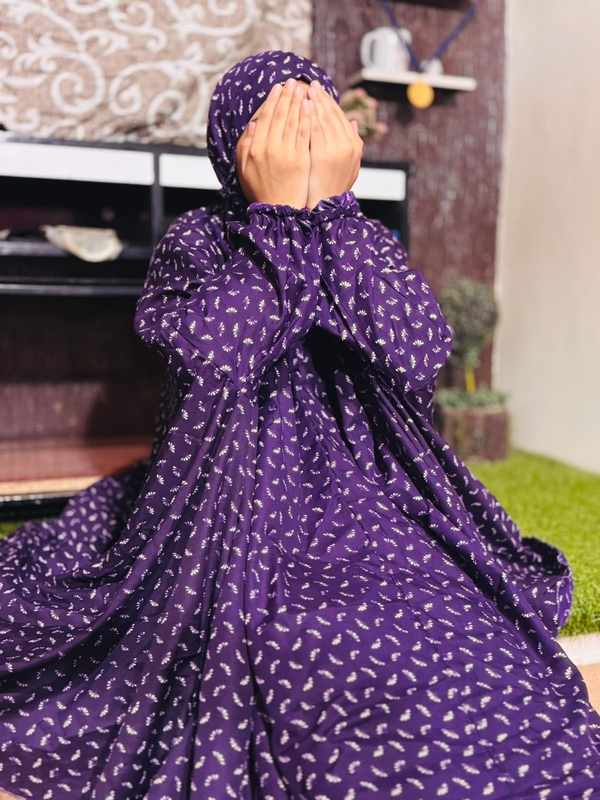 NAMAZ CHADDAR WITH SLEEVES N NIQAB - ZOYA PURPLE x XL