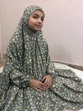 KIDS NAMAZ CHADDAR WITH FULL SLEEVES - NOOR IN PISTA 8 to 11 Years