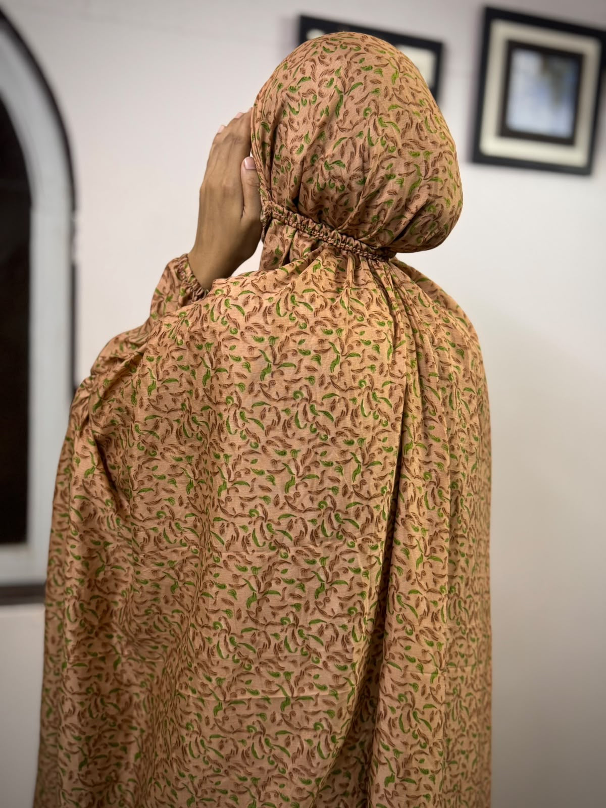 ADULTS NAMAZ CHADDAR WITH SLEEVES N NIQAB - HAYA Article 2 - STANDARD SIZE