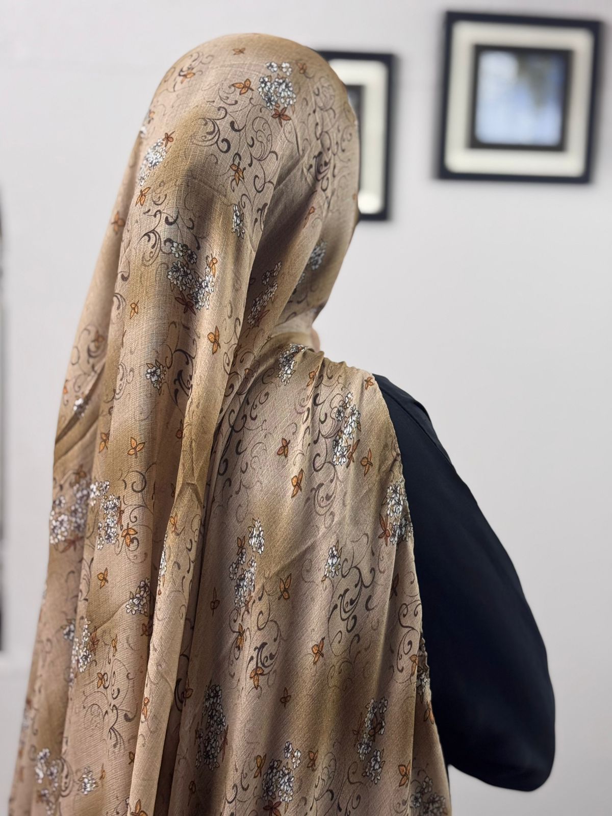 Elite Lawn Viscos Printed - Florals F9