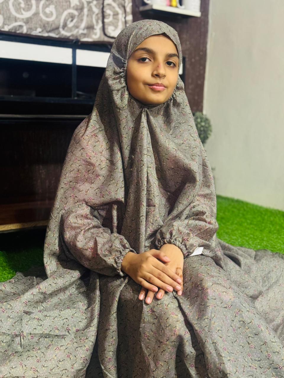KIDS NAMAZ CHADDAR WITH FULL SLEEVES - GREYISH GALAXY 8 to 11 Years
