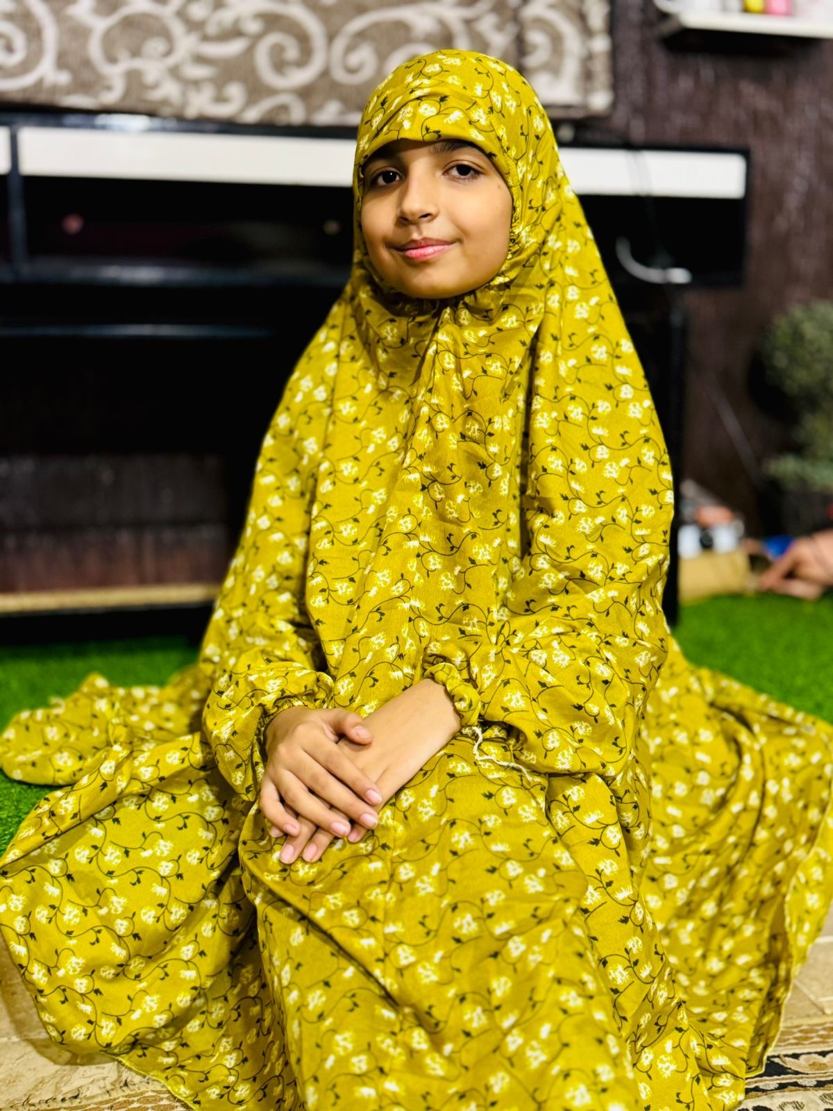 KIDS NAMAZ CHADDAR WITH FULL SLEEVES - REEF GOLD VINCA FLORA 8 to 11 Years