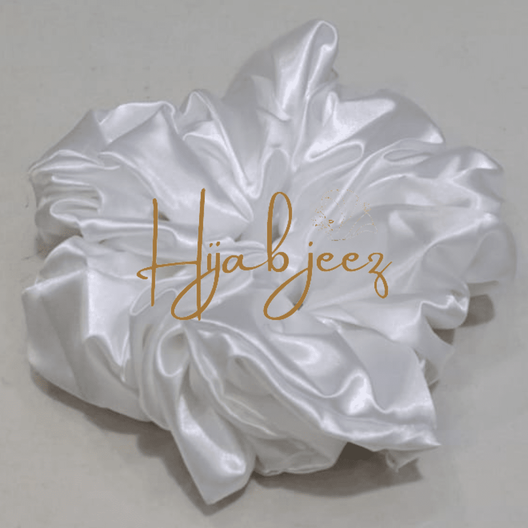 SCRUNCHIES - PEARL WHITE