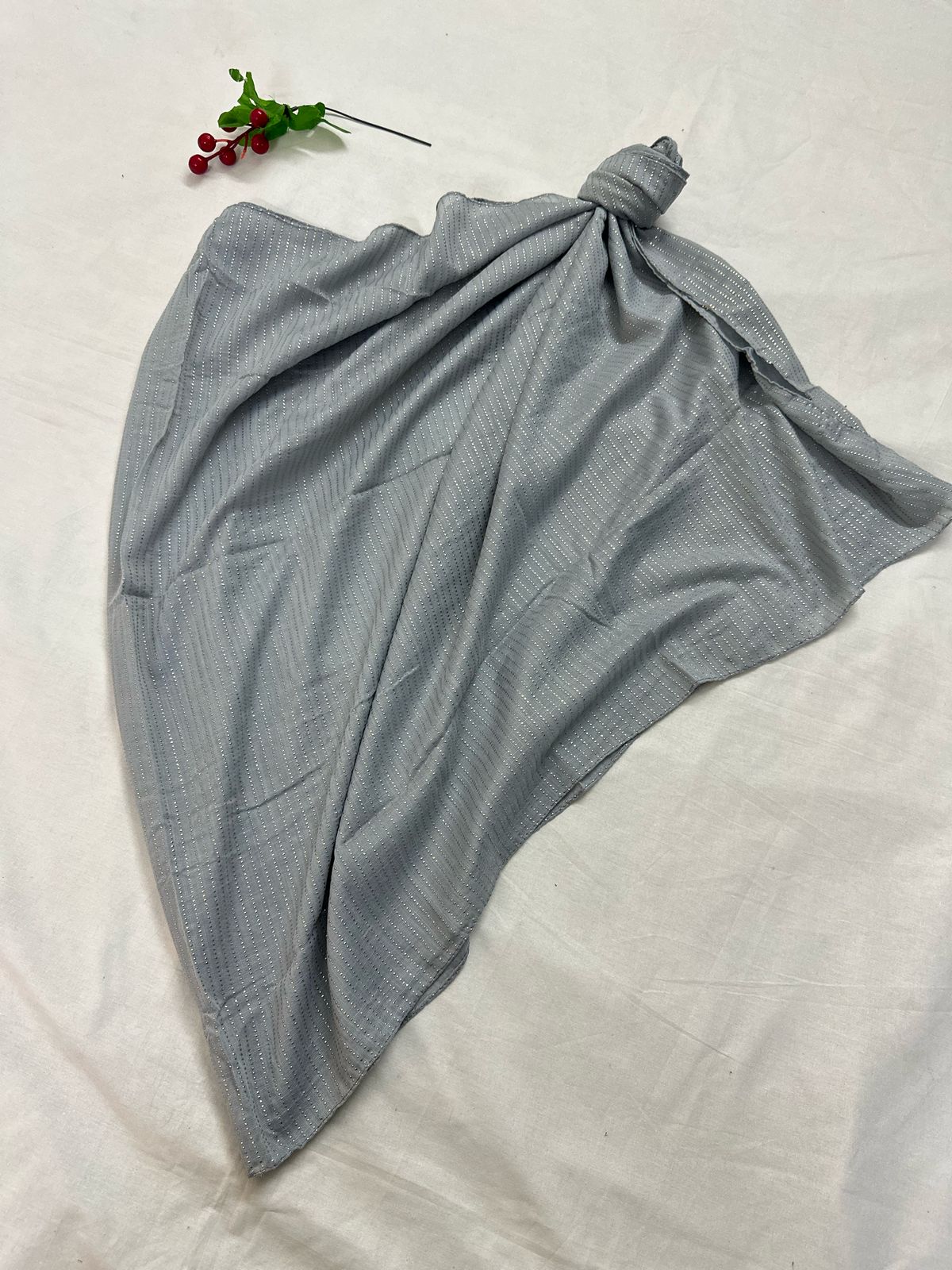 SILVER MULTI DOTTED LAWN - GREY