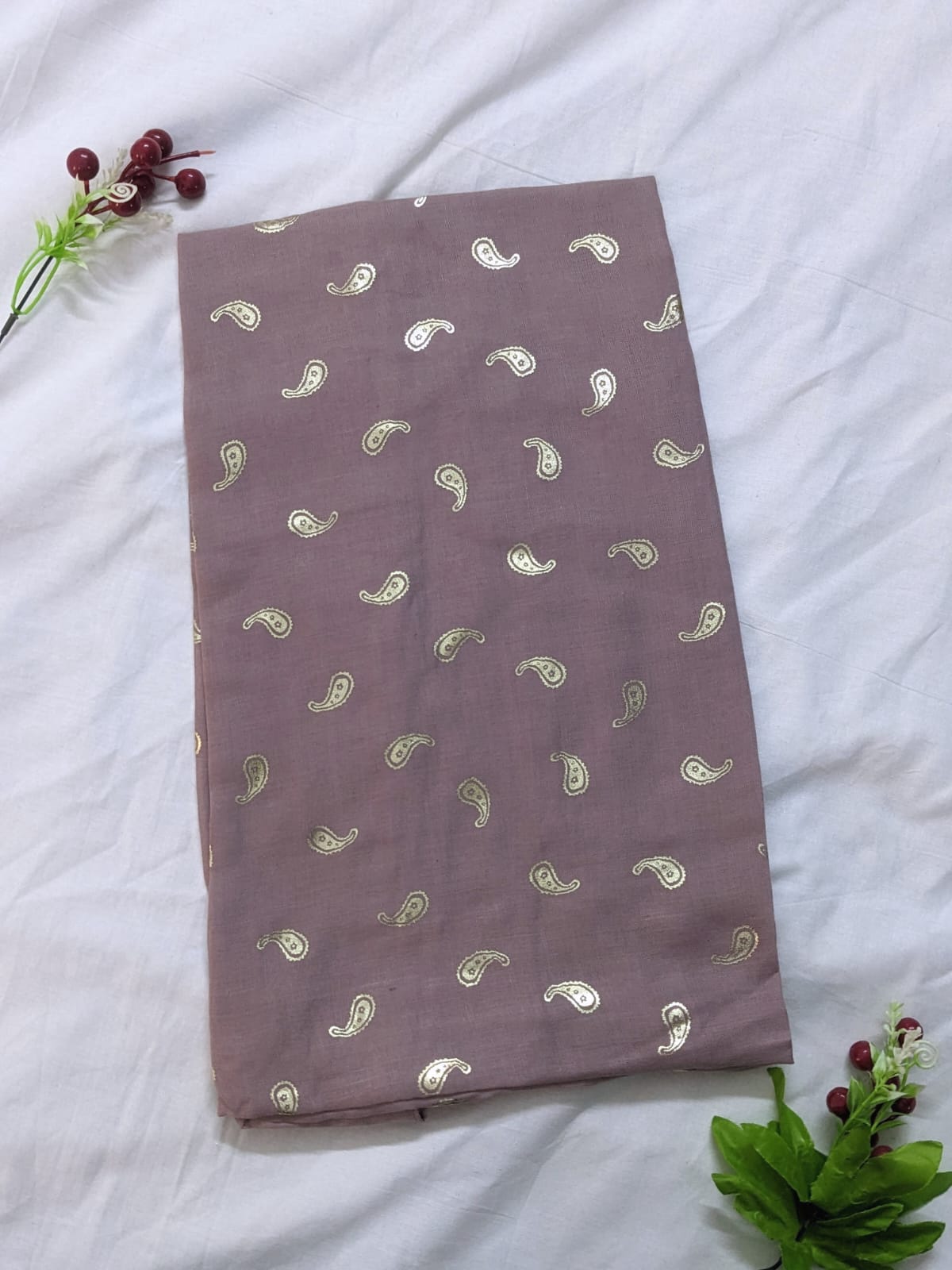 Pure Lawn Beans Foil Print - Spun Pearl