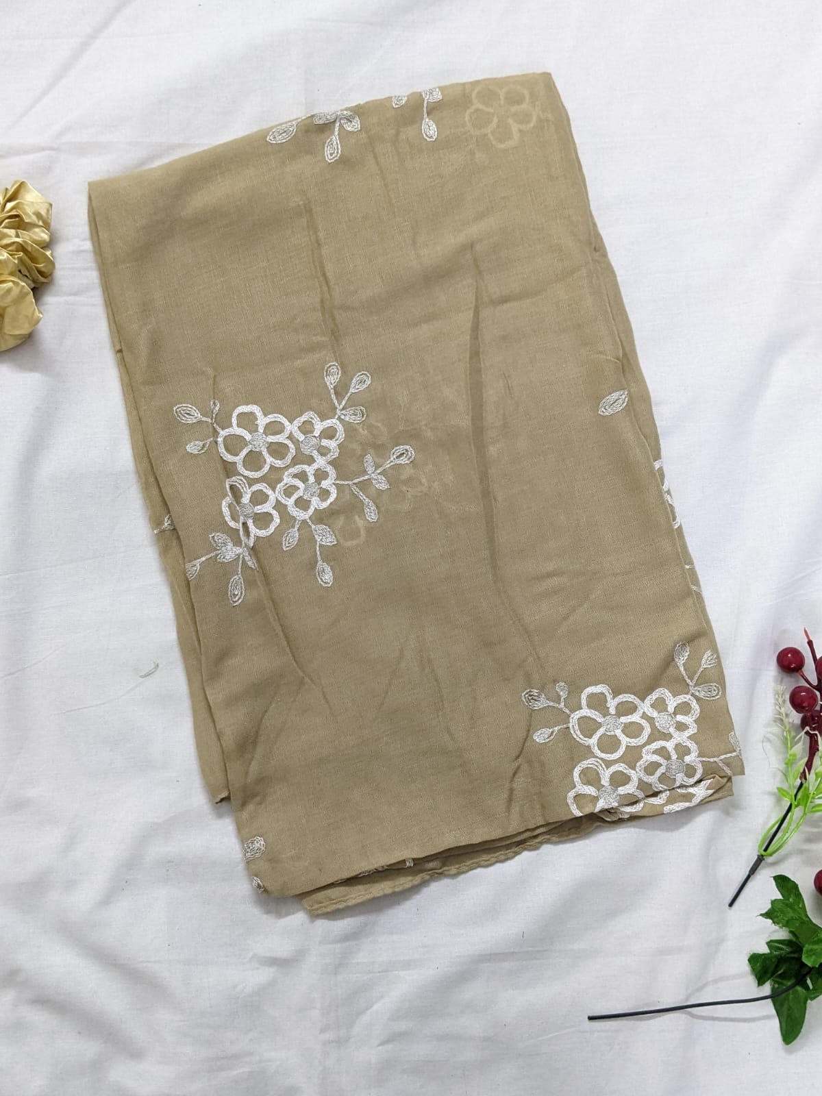 Bunch Flora Embroidery Lawn Scarf - Dull Khaki