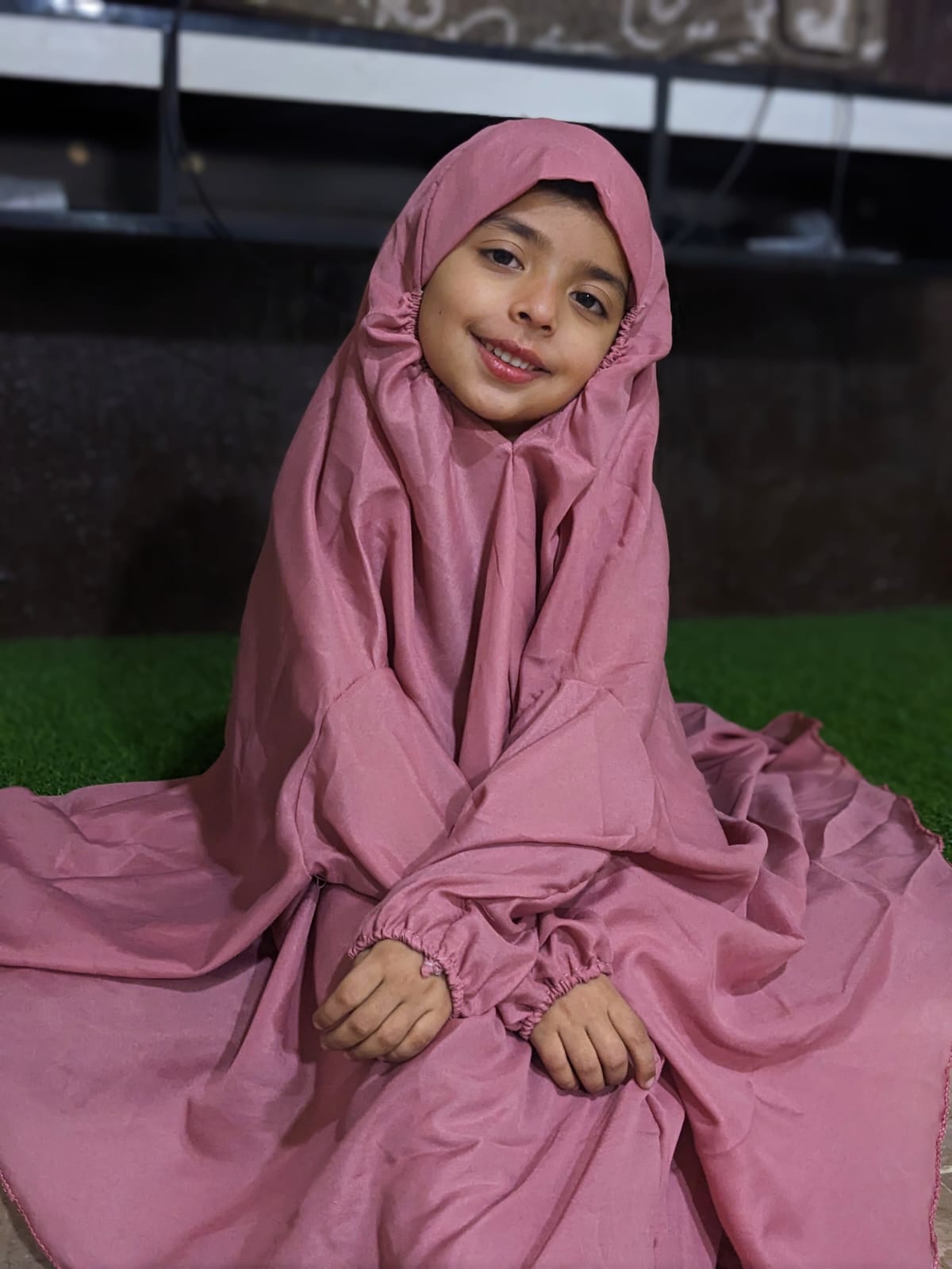 KIDS NAMAZ CHADDAR WITH FULL SLEEVES - PLAIN SPUN PEARL 5 to 7 Years