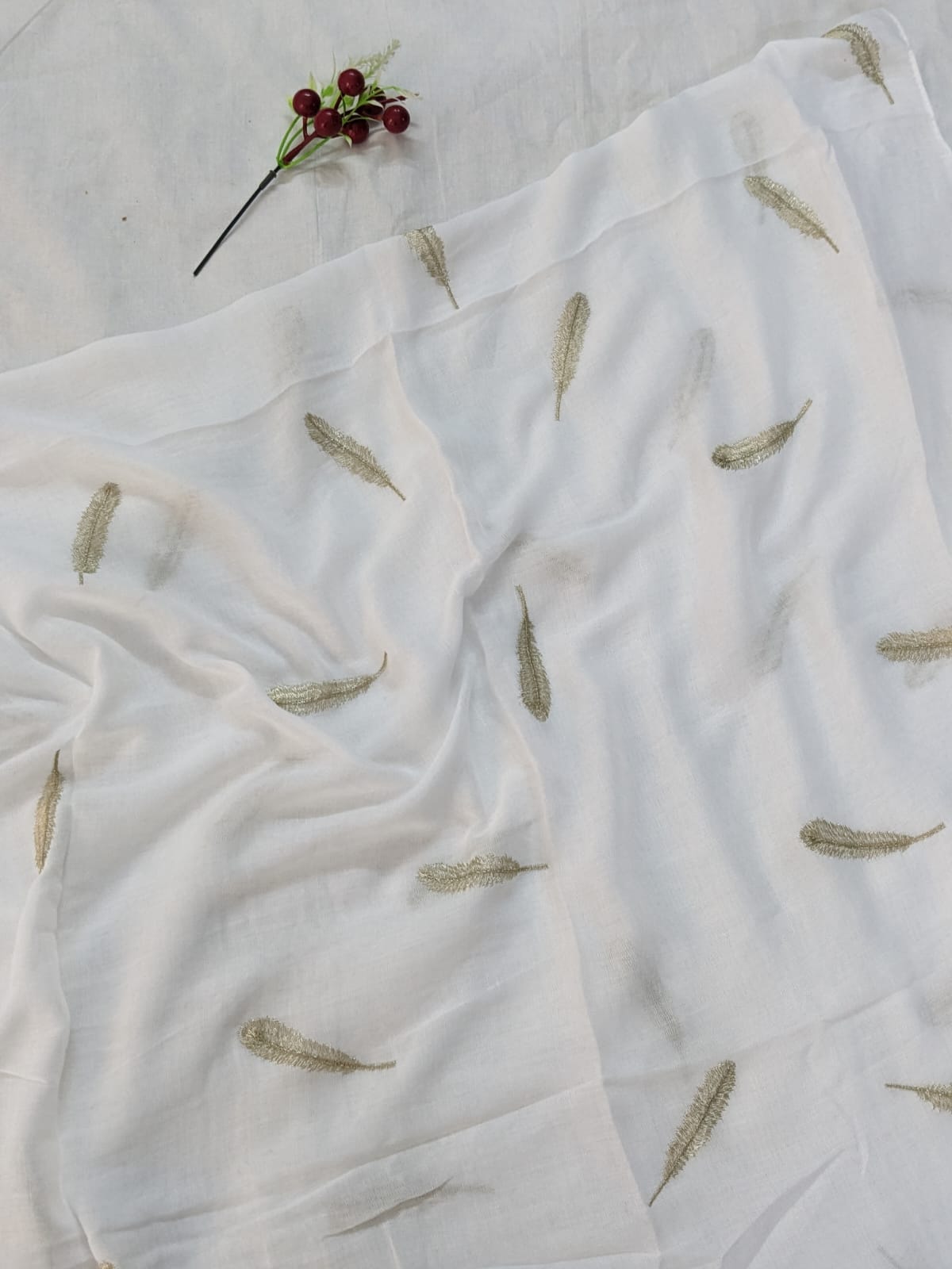 Lurex Feather Embroidery Lawn Scarf - White
