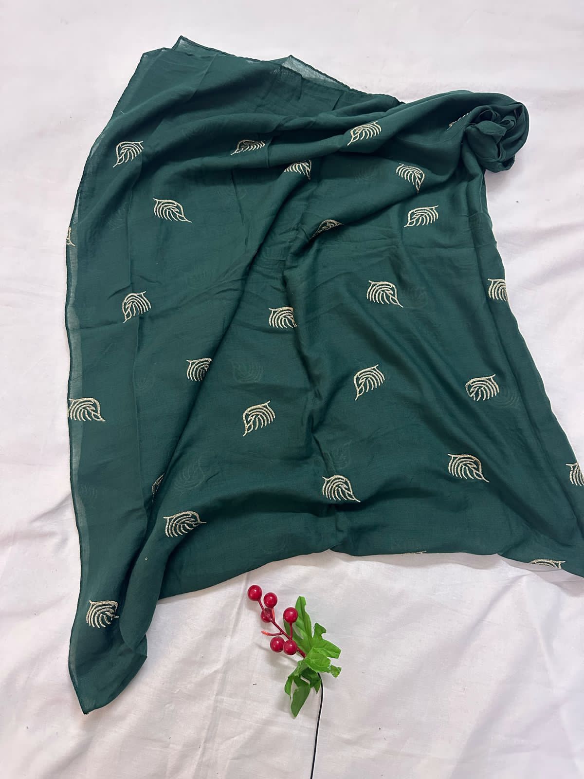 Lurex Leaf Embroidery Lawn Scarf - Bottle Green