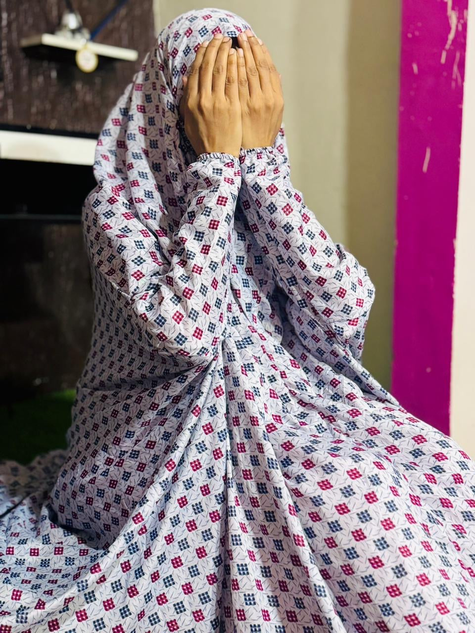 NAMAZ CHADDAR WITH FULL SLEEVES - DICE GREY - LARGE