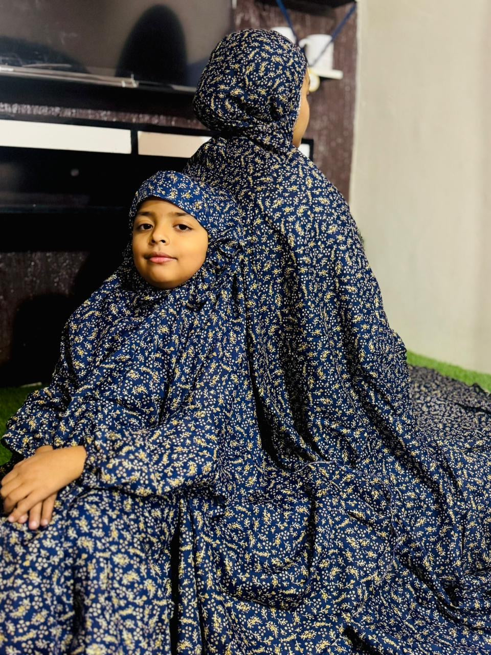 NAMAZ CHADDAR WITH SLEEVES - MOTHER DAUGHTER DUO - BLUE GALAXY
