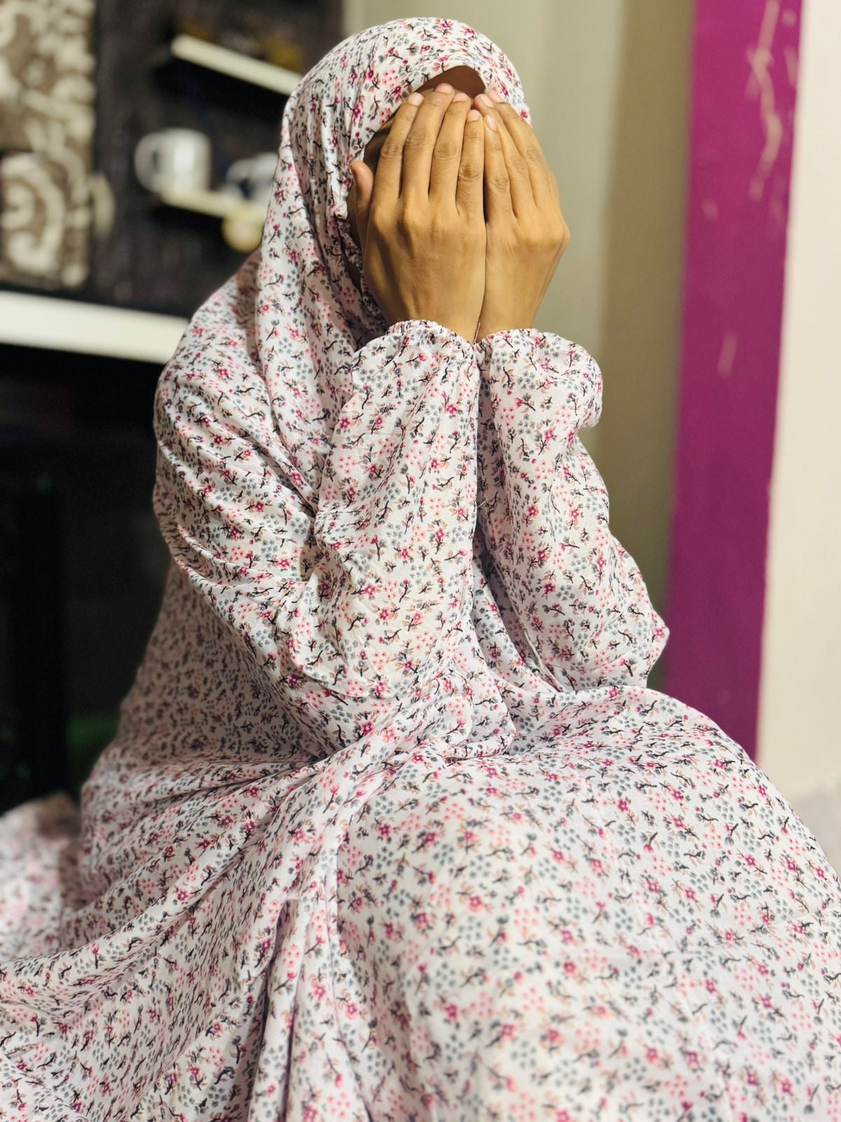 NAMAZ CHADDAR WITH SLEEVES N NIQAB - AMBER GALAXY LARGE