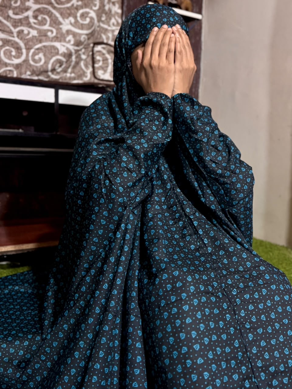 ADULTS NAMAZ CHADDAR WITH SLEEVES N NIQAB - SPRINKLE  FLORA TEAL GREEN - STANDARD SIZE