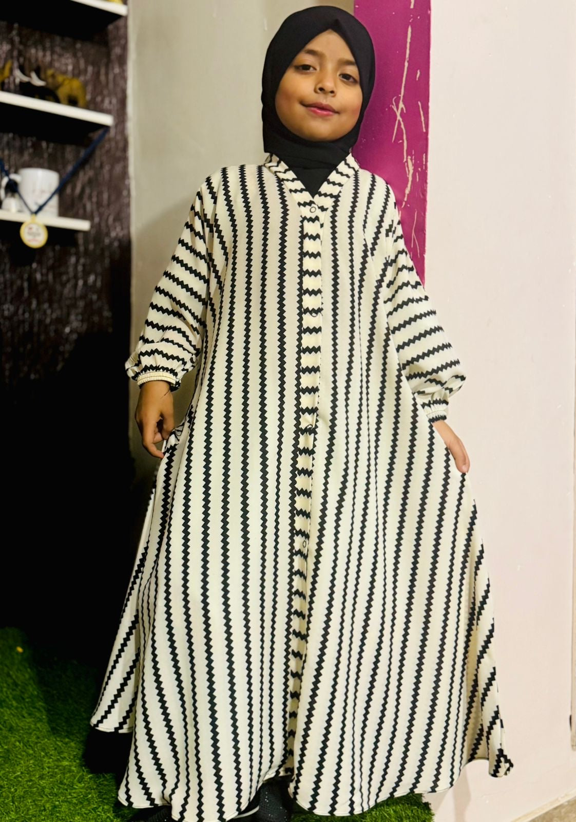 Kids Abaya Front Open Style - Zig Pattern
