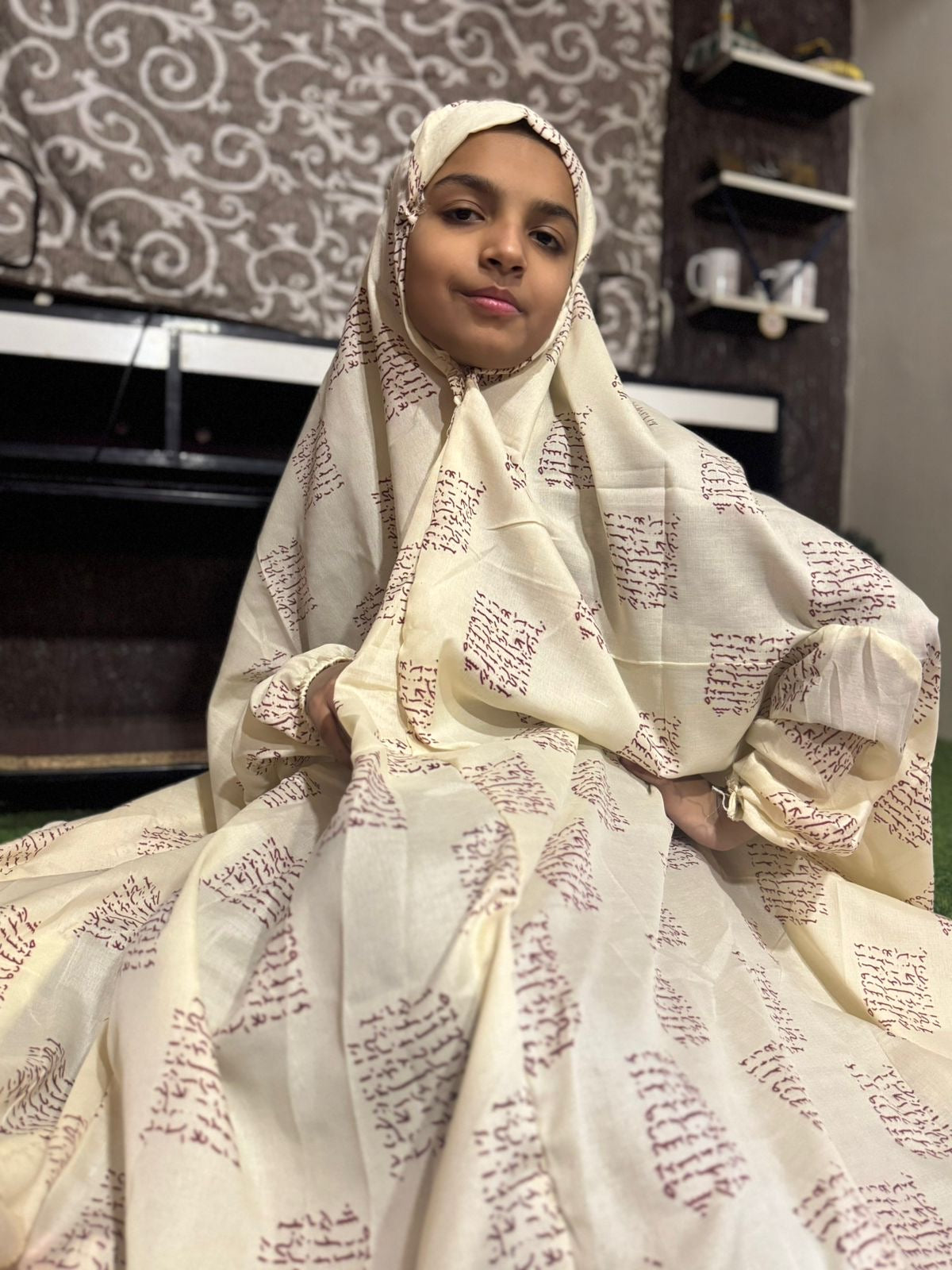 KIDS NAMAZ CHADDAR WITH FULL SLEEVES - CREAM CALLIGRAPHY 8 to 11 Years
