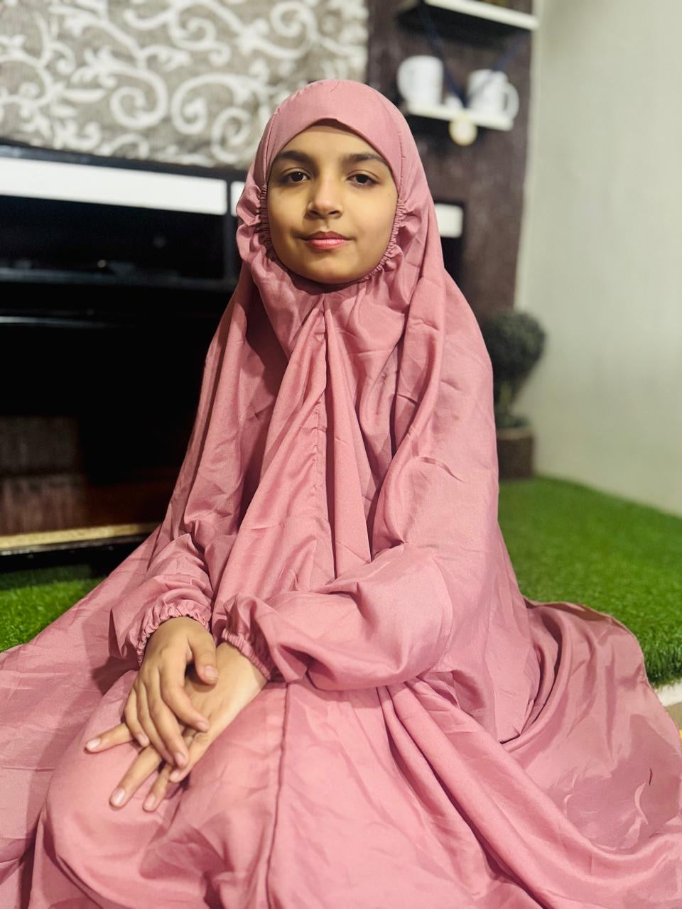 KIDS NAMAZ CHADDAR WITH FULL SLEEVES - PLAIN SPUN PEARL 8 to 11 Years