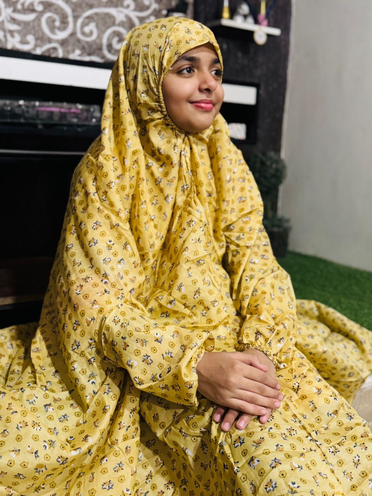 KIDS NAMAZ CHADDAR WITH FULL SLEEVES - FRENCH BEIGE SPRING FLORAL 12 to 14 Years