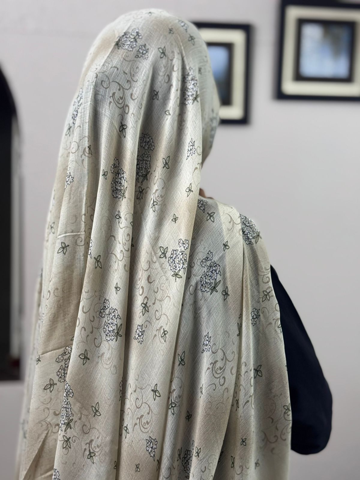 Elite Lawn Viscos Printed - Florals 12