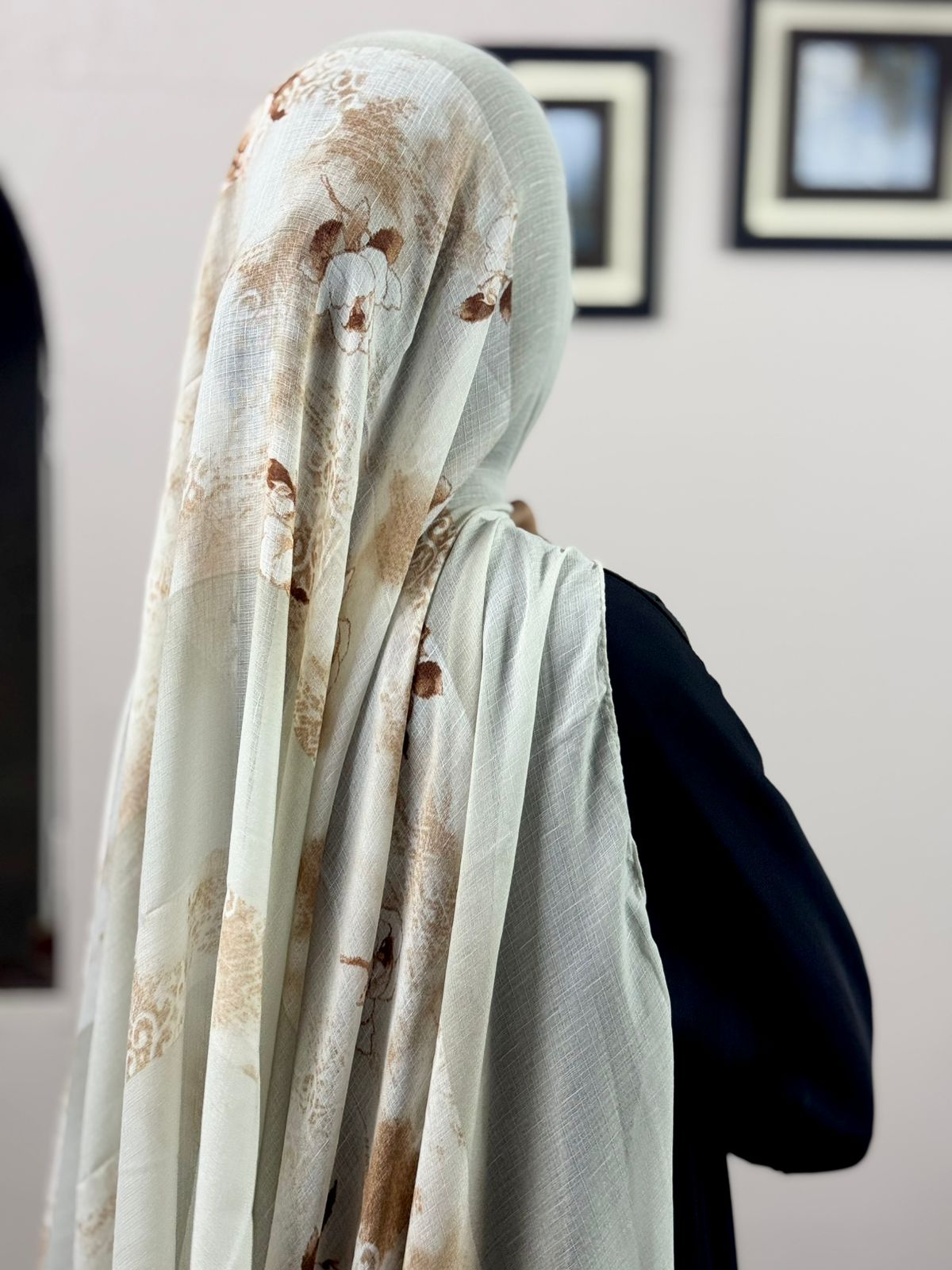 Elite Lawn Viscos Printed - ROSES R6