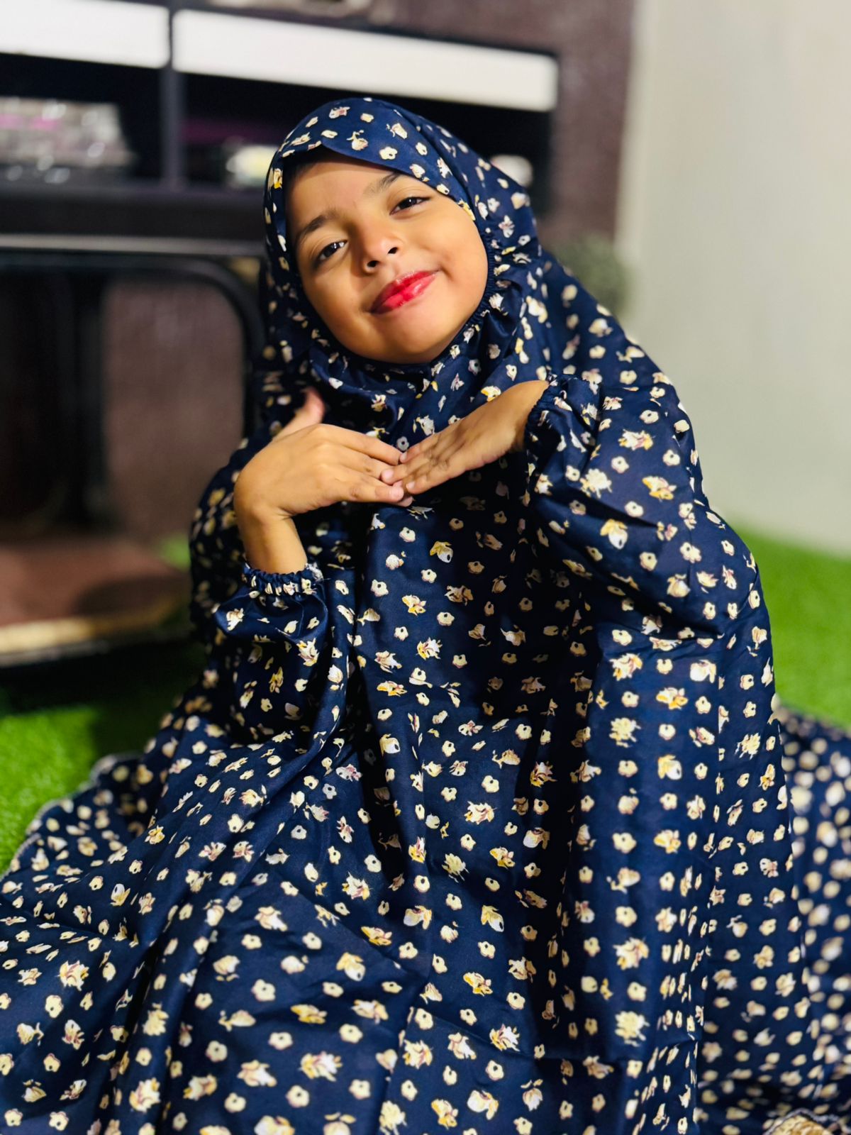 KIDS NAMAZ CHADDAR WITH FULL SLEEVES - BLUE SPRING FLORAL 5 to 7 Years