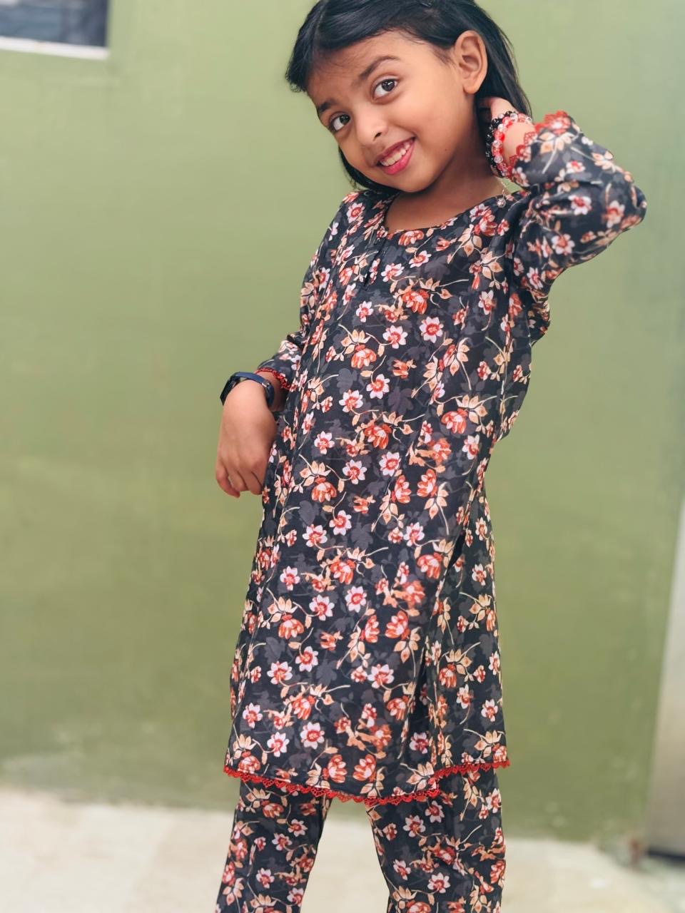 Printed Lawn Stitched 2 Pcs Shirt / Trouser Kids - Article 4