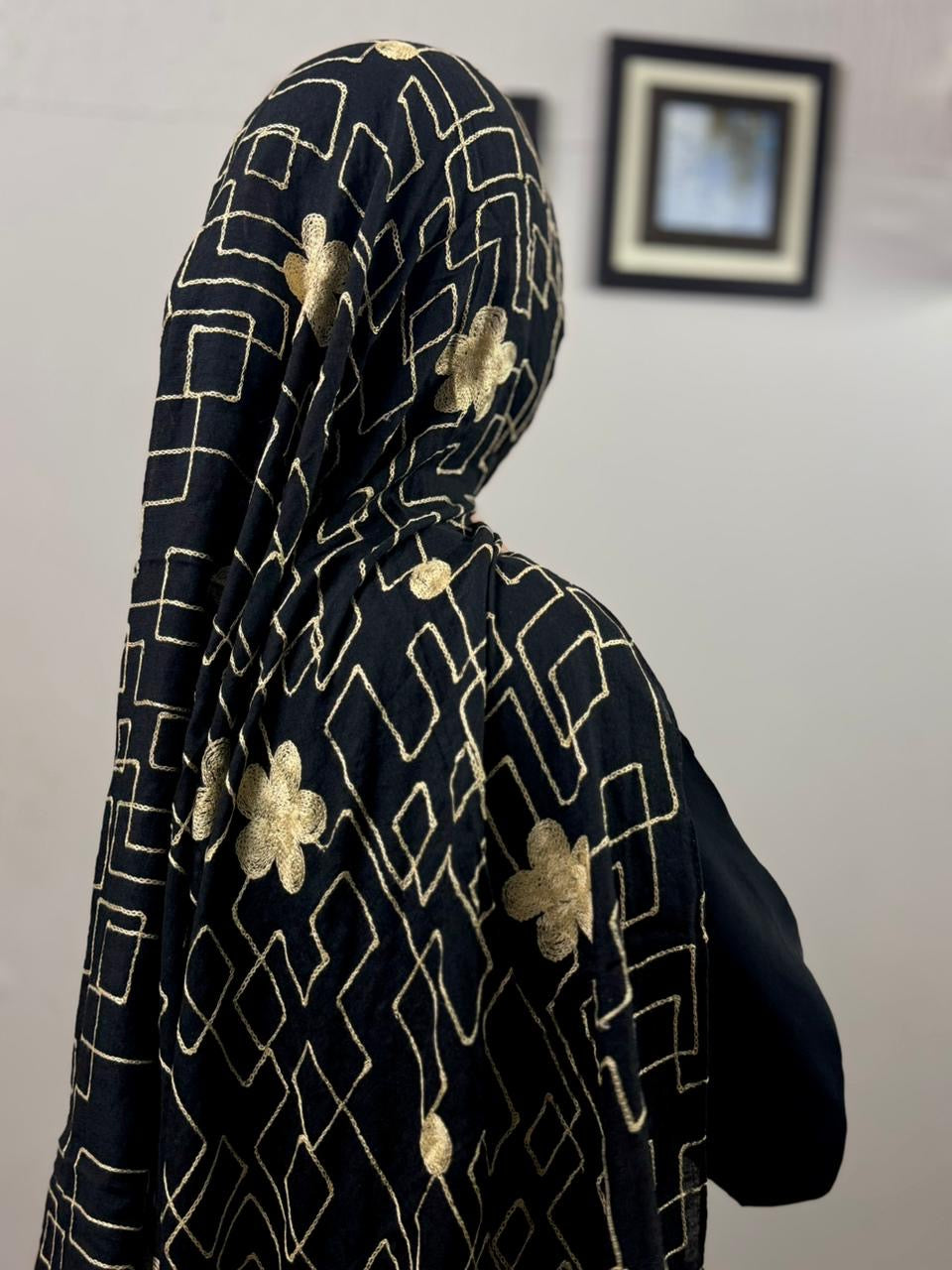 Zara Embroidery Lawn Scarf - Black