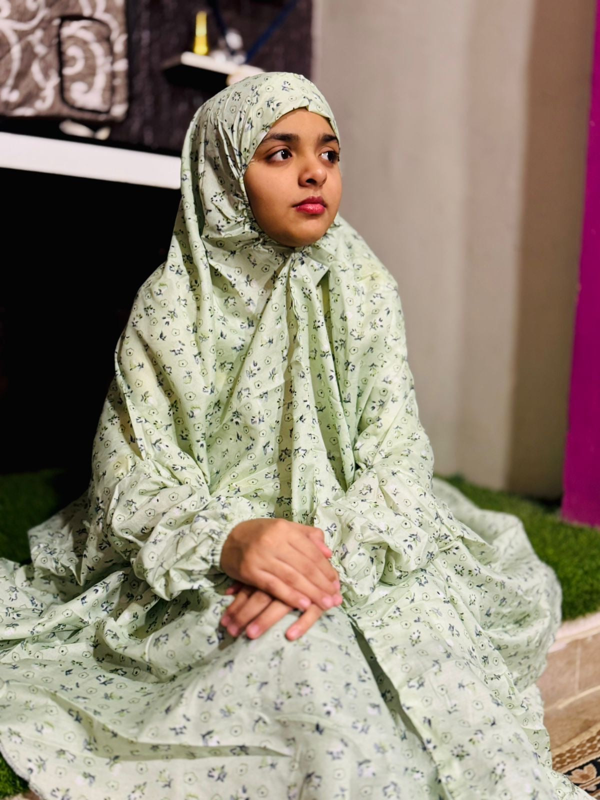 KIDS NAMAZ CHADDAR WITH FULL SLEEVES - SPRING FLORAL GRAPES 12 to 14 Years