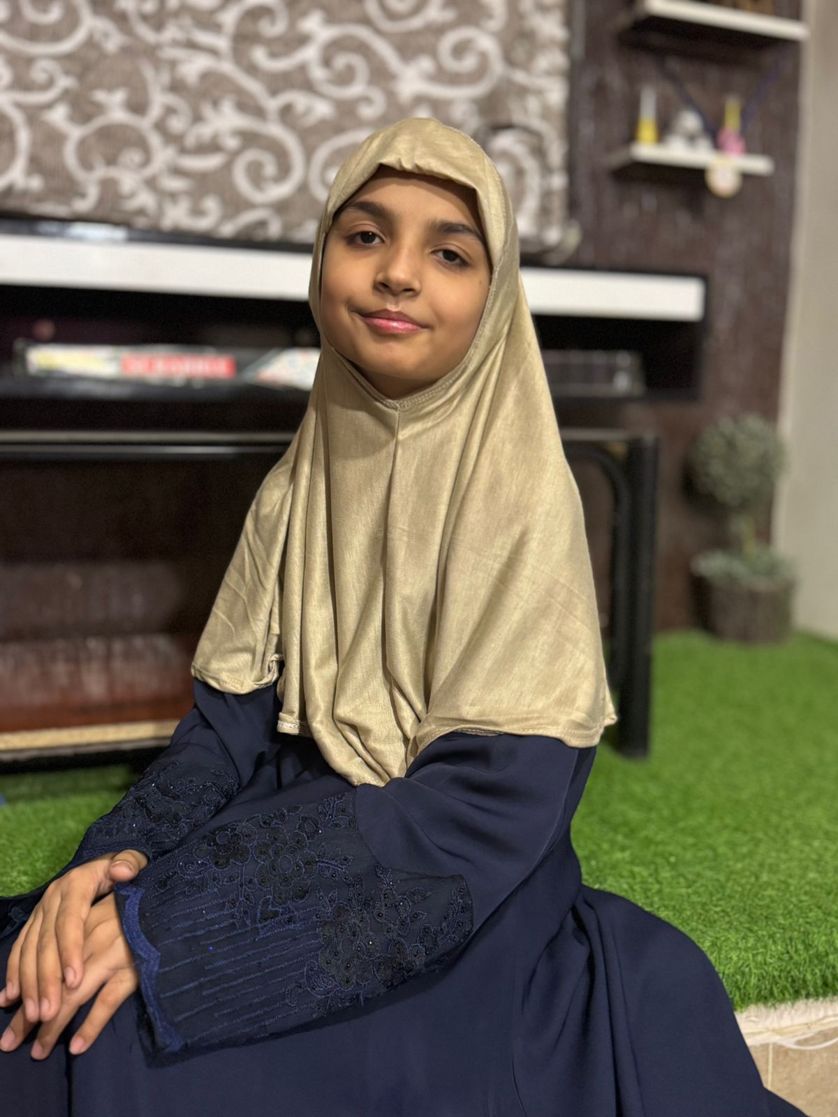 READY TO WEAR SCARF 6 to 8 YEARS - KHAKI