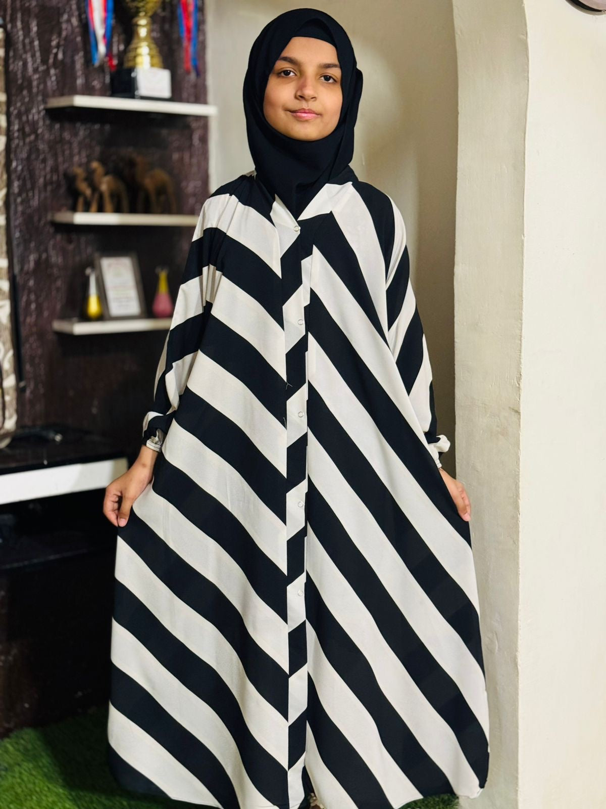 Kids Abaya Front Open Style - BnW Wider Stripes