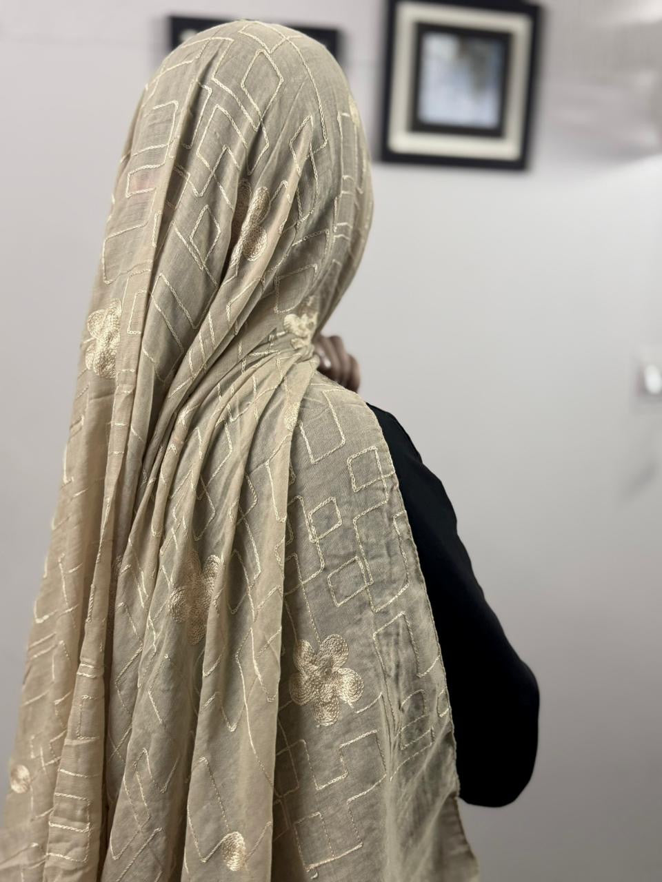 Zara Embroidery Lawn Scarf - Dull Khaki
