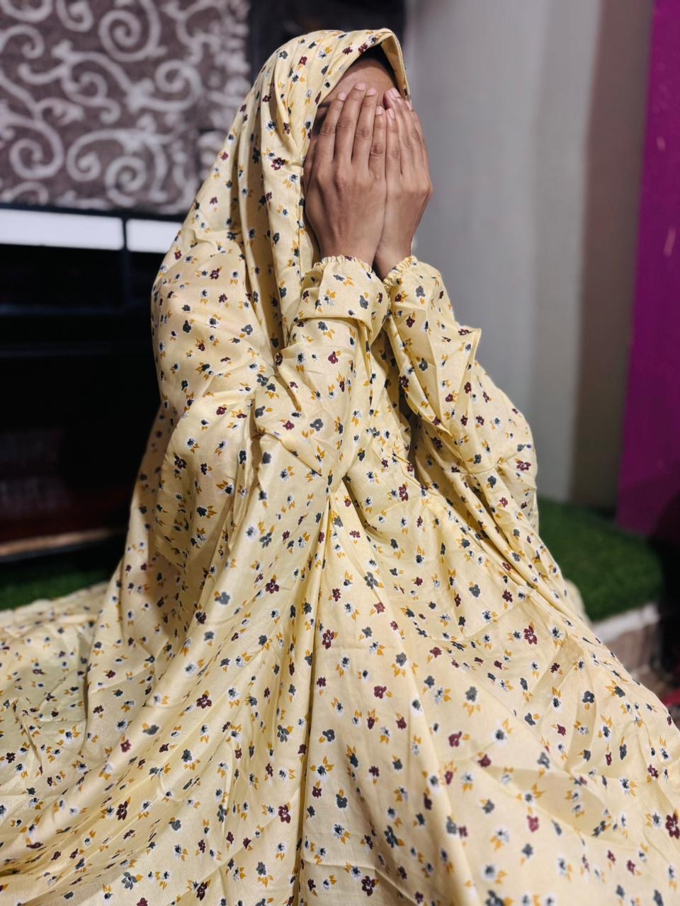 NAMAZ CHADDAR WITH SLEEVES N NIQAB - MUBARAK FLORAL CREAM - LARGE