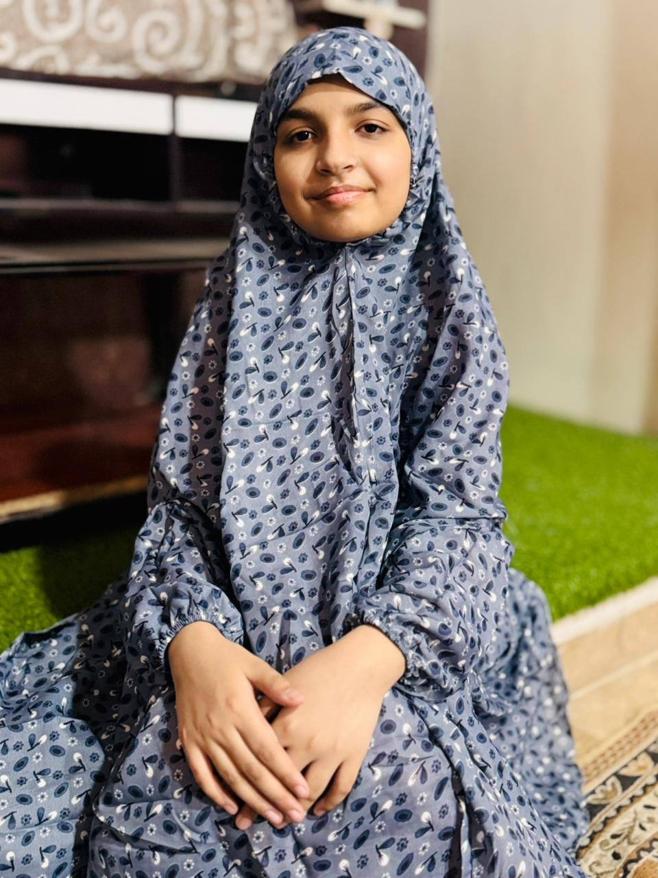 KIDS NAMAZ CHADDAR WITH FULL SLEEVES - SEED IN GREY 8 to 11 Years
