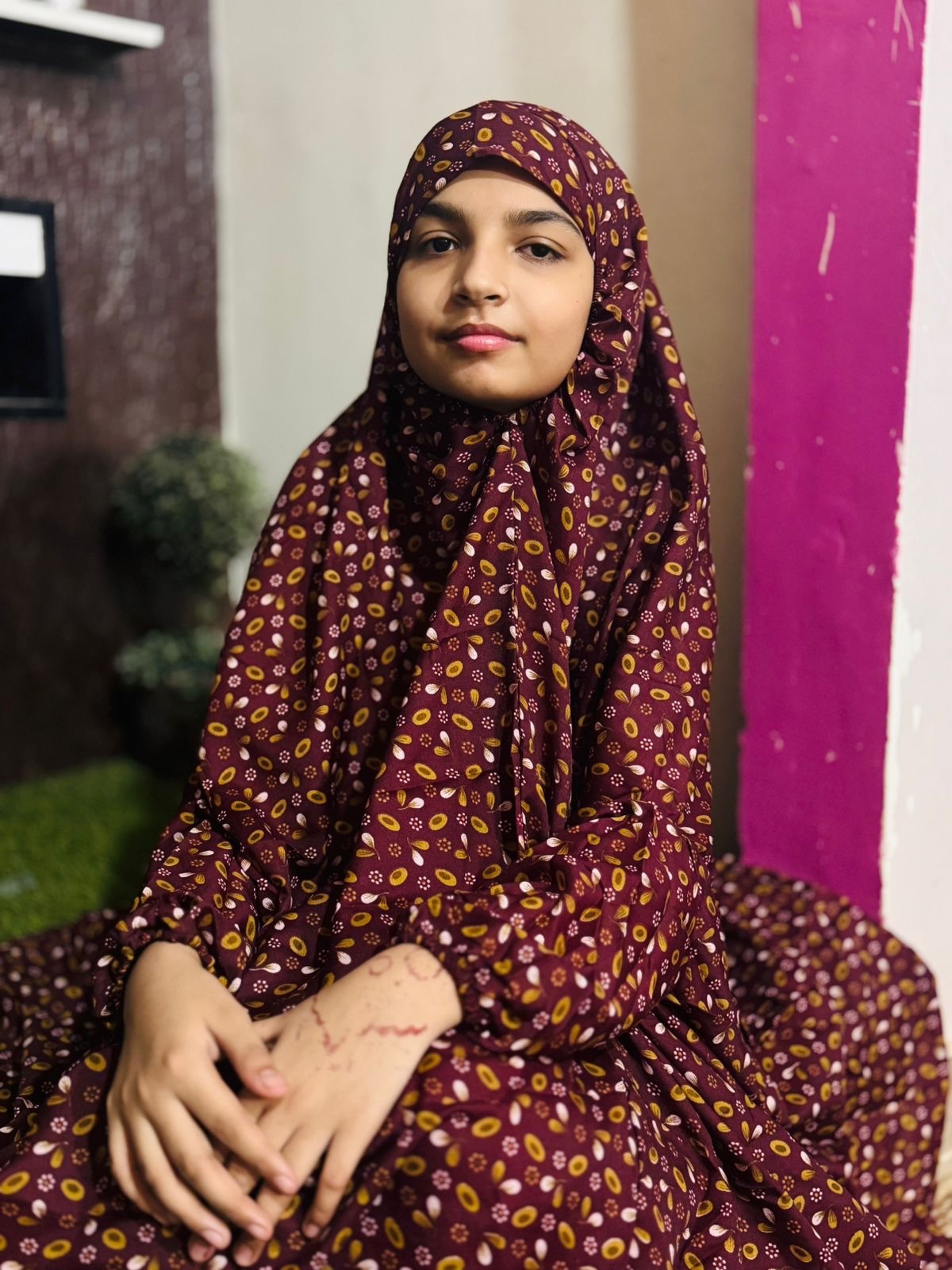 KIDS NAMAZ CHADDAR WITH FULL SLEEVES - SEED IN MAROON 8 to 11 Years