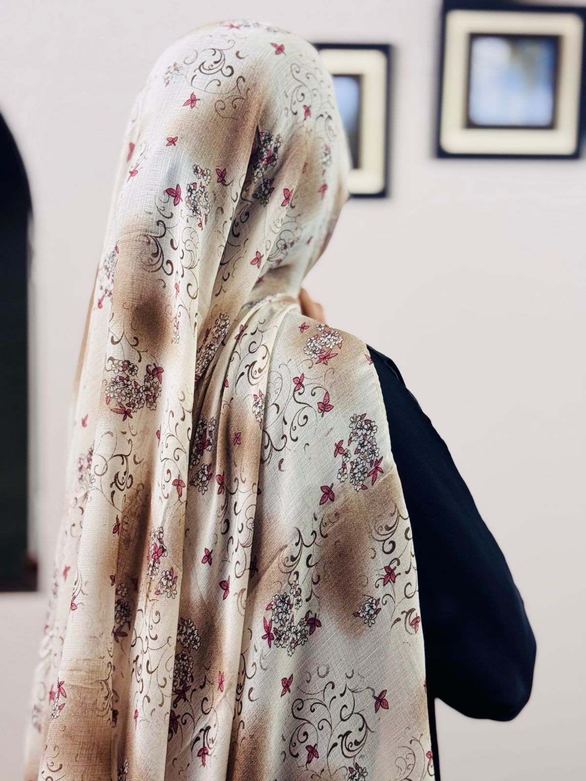 Elite Lawn Viscos Printed - Florals F4