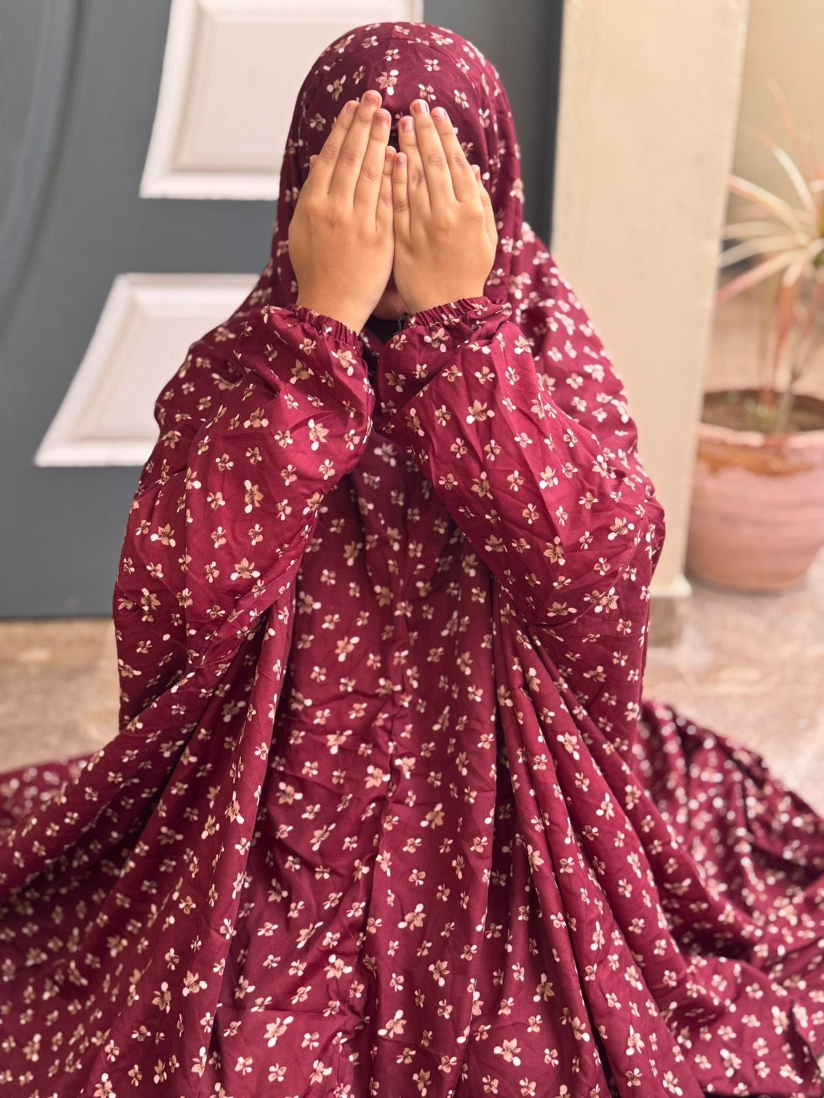 NAMAZ CHADDAR WITH SLEEVES N NIQAB - CHERRY MAROON - LARGE