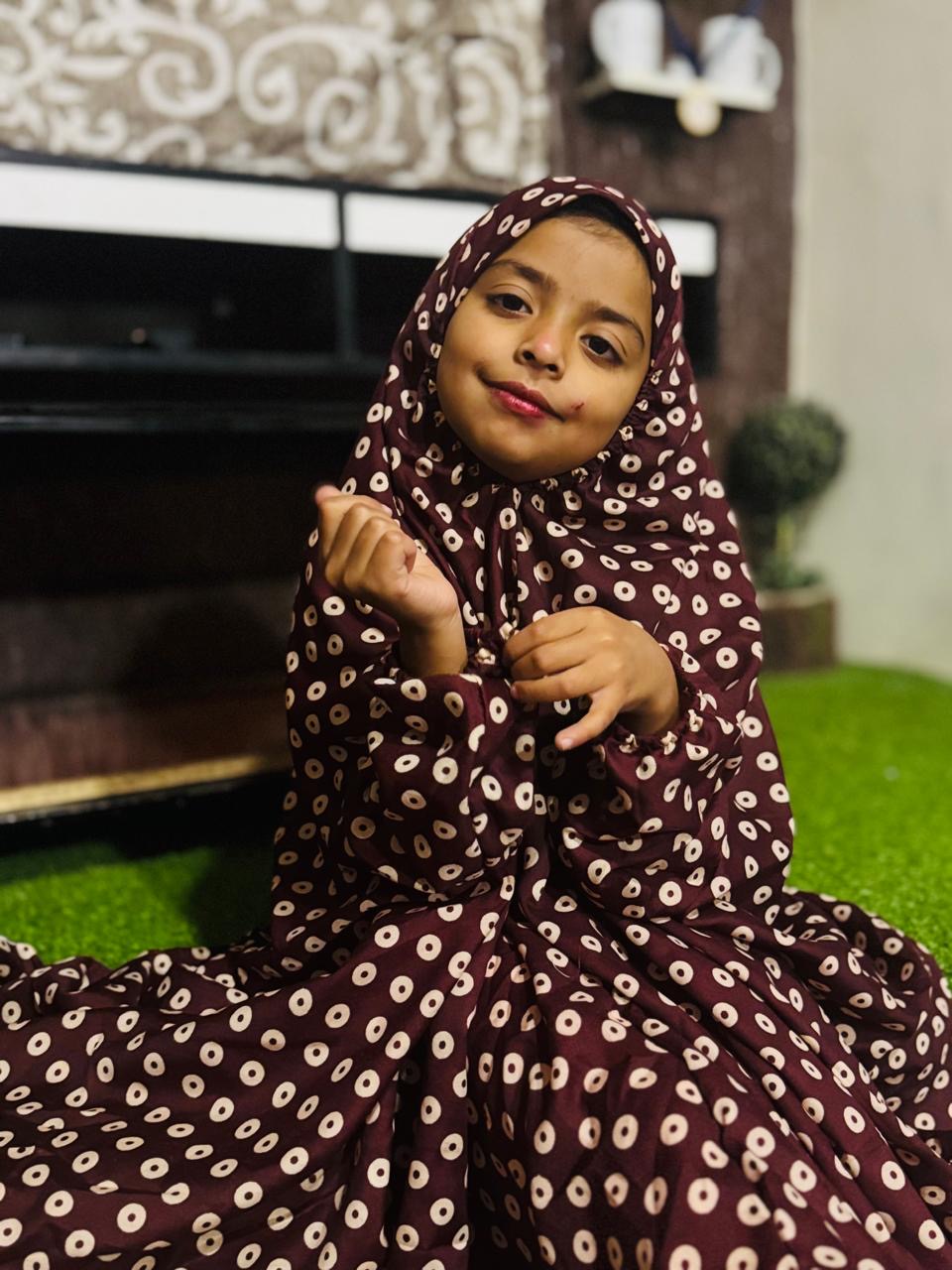 KIDS NAMAZ CHADDAR WITH FULL SLEEVES - BROWN WITH CIRCLES 5 to 7 Years