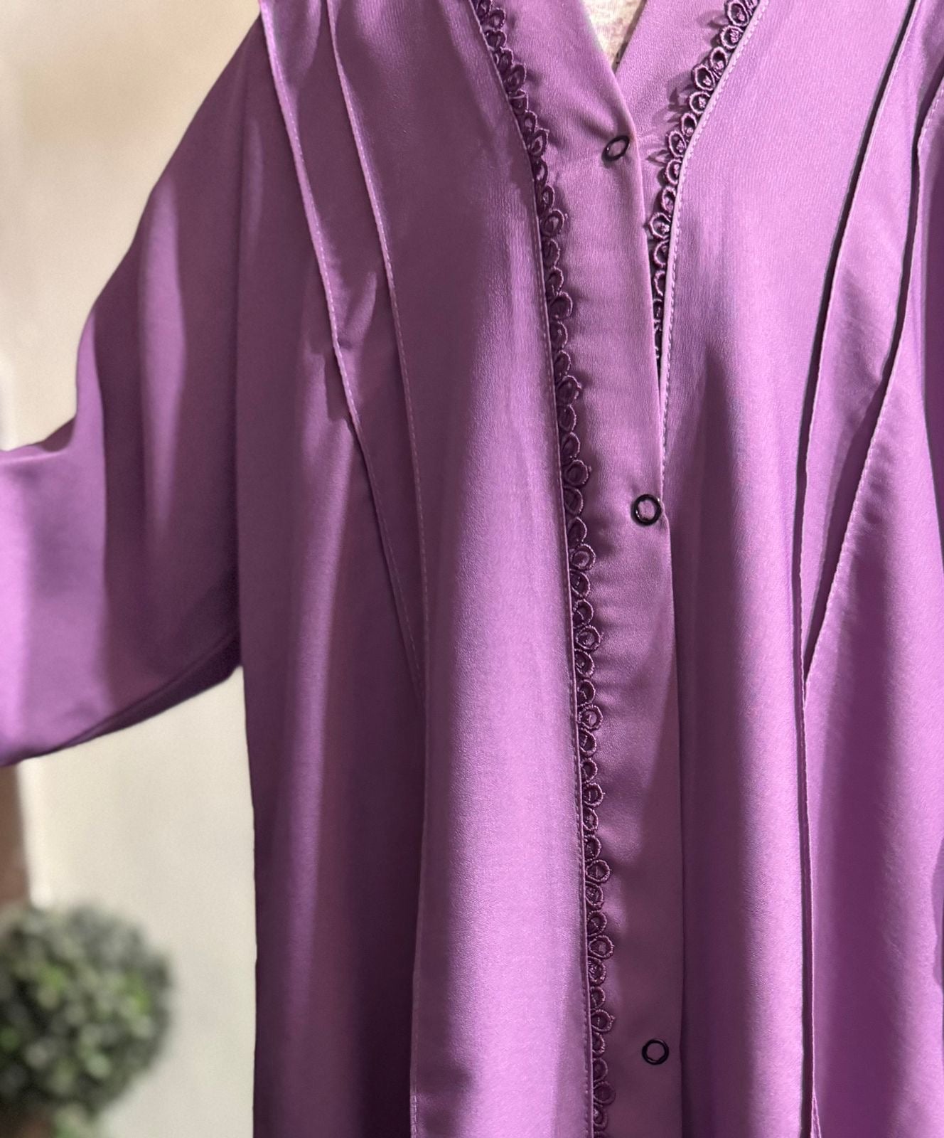 Kids Fashion Abaya Front Open Style - Light Purple with Pleates n Lace