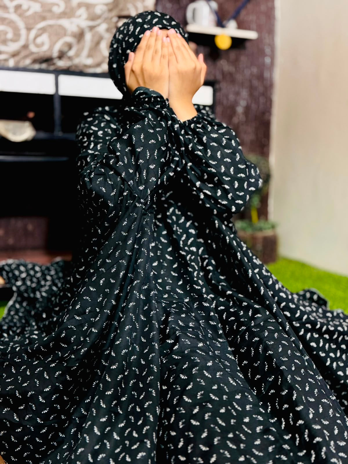 NAMAZ CHADDAR WITH SLEEVES N NIQAB - ZOYA BLACK x XL