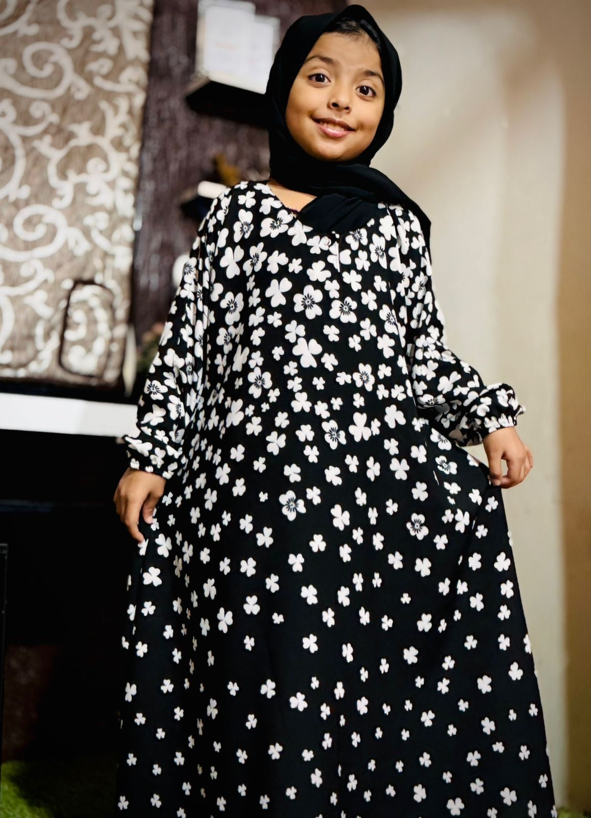 Kids Abaya MAXI Style - Flora in Black