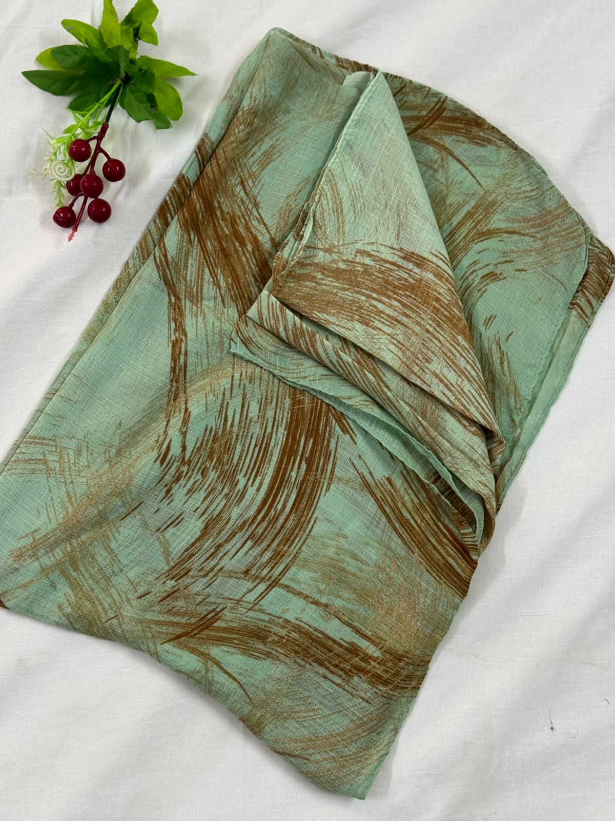 Elite Lawn Viscos Printed - Random Mark RM8