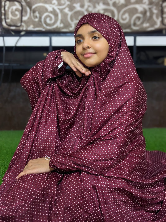 TAPESTRY SILK LAWN KIDS NAMAZ CHADDAR WITH FULL SLEEVES - Maroon Bars 12 to 14 Years