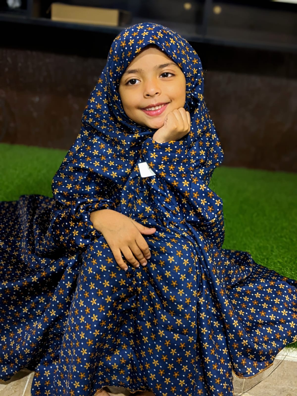 KIDS NAMAZ CHADDAR WITH FULL SLEEVES - Goldy Flowers in Blue (5 to 7 Years)