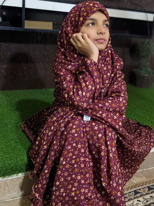 KIDS NAMAZ CHADDAR WITH FULL SLEEVES - Multi Flower in Maroon (8 to 11 Years)