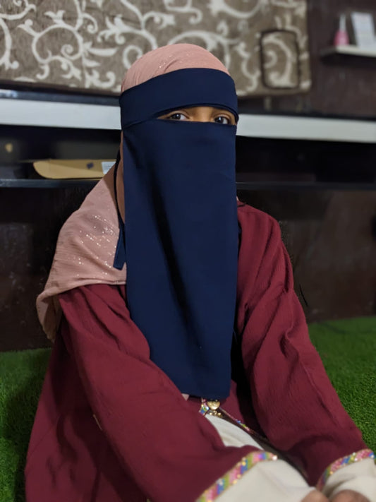 SAUDI NIQABS - NAVY