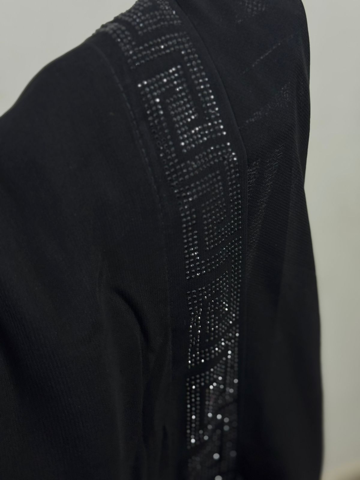 Premium Qualtiy Georgette Chaddar with Stone Border BLACK - XL SIZE